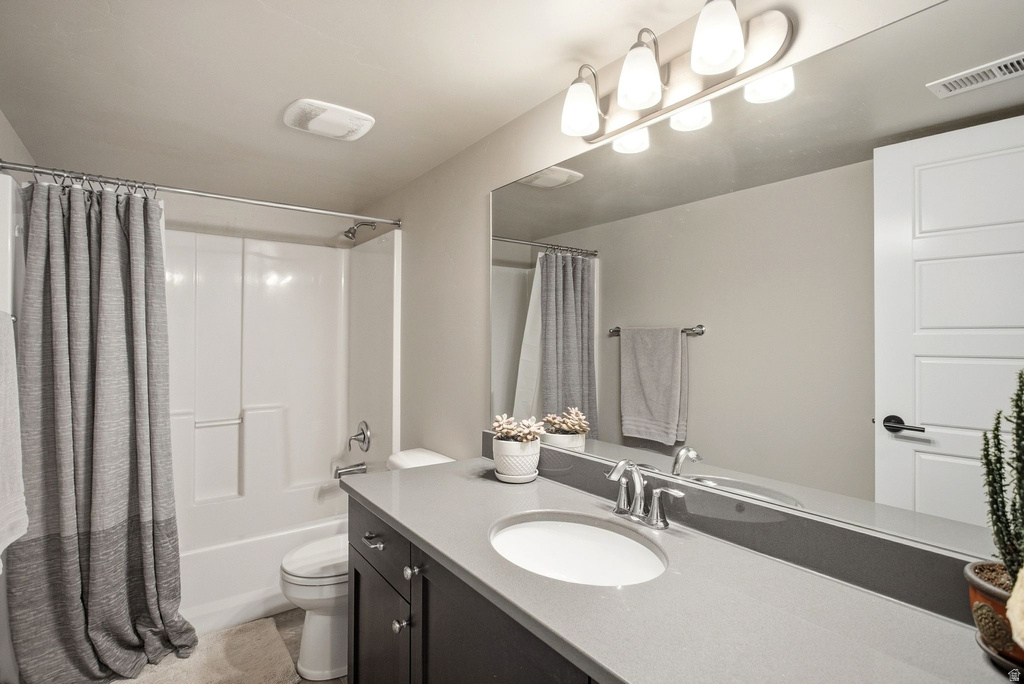 1465 E SEGO LILY CT Layton, UT 84040