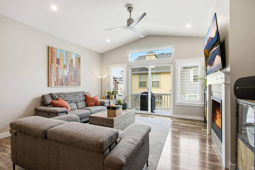 1465 E SEGO LILY CT Layton, UT 84040