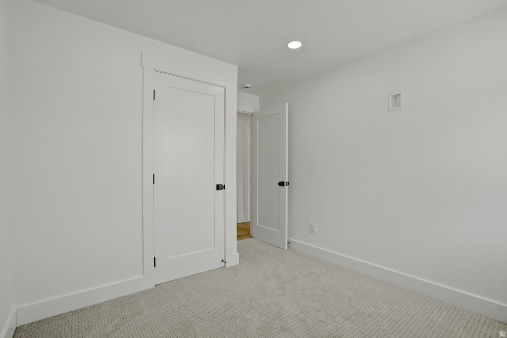 9420 S STREATHAM RD Sandy, UT 84070