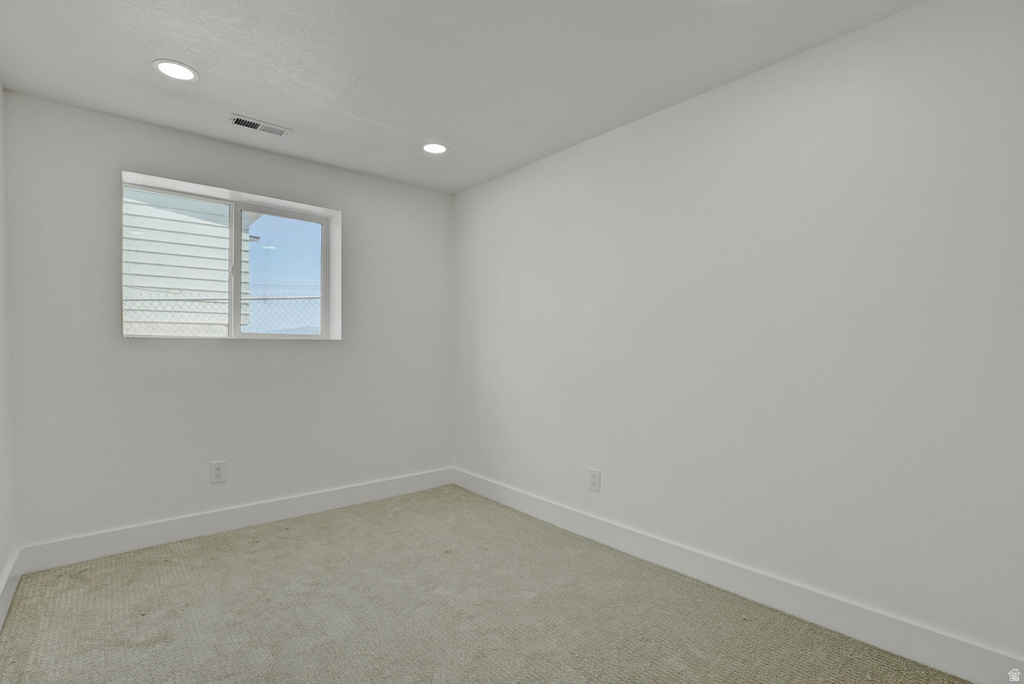 9420 S STREATHAM RD Sandy, UT 84070