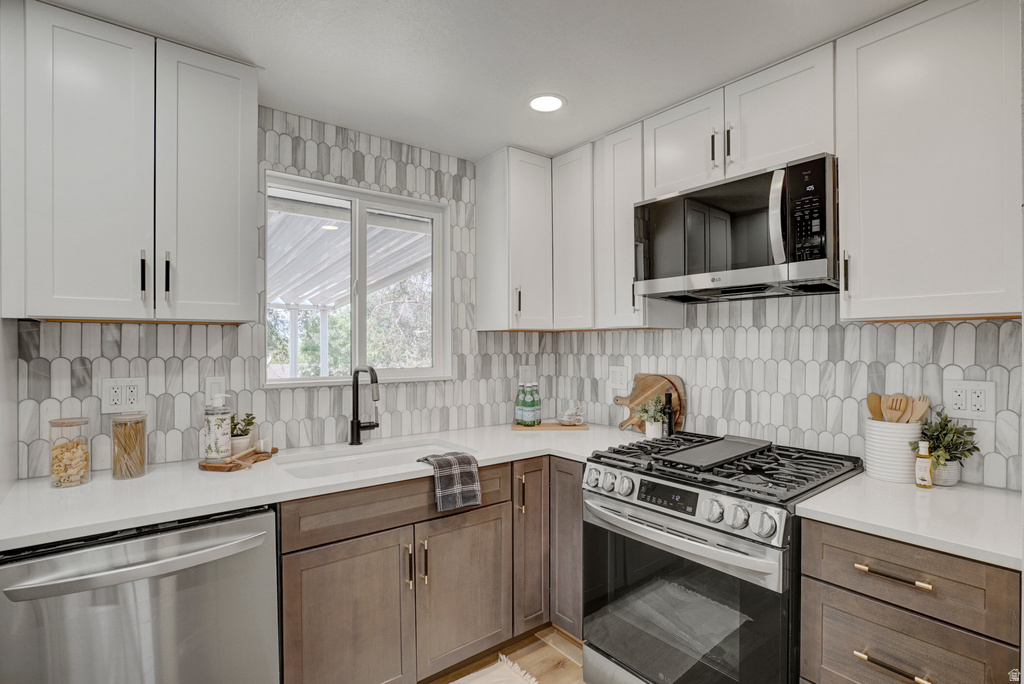 9420 S STREATHAM RD Sandy, UT 84070