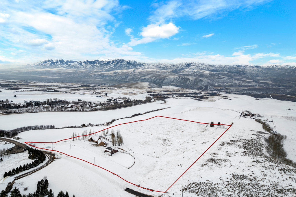 1819 N MOOSE CRK Inkom, ID 83245