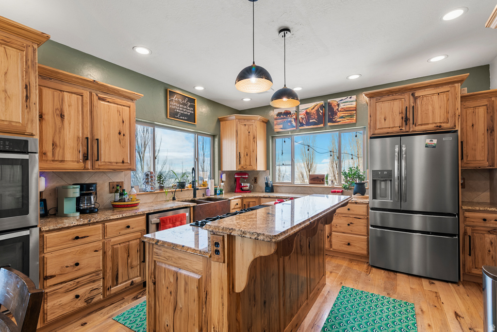 1819 N MOOSE CRK Inkom, ID 83245