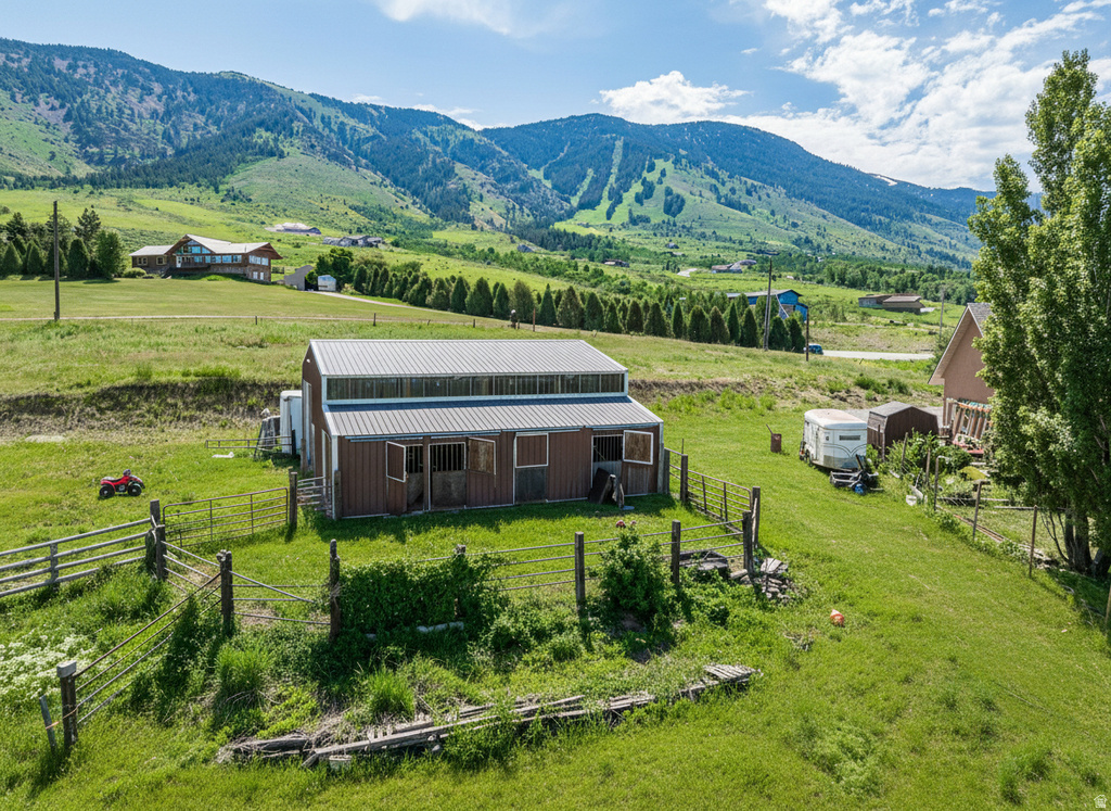 1819 N MOOSE CRK Inkom, ID 83245