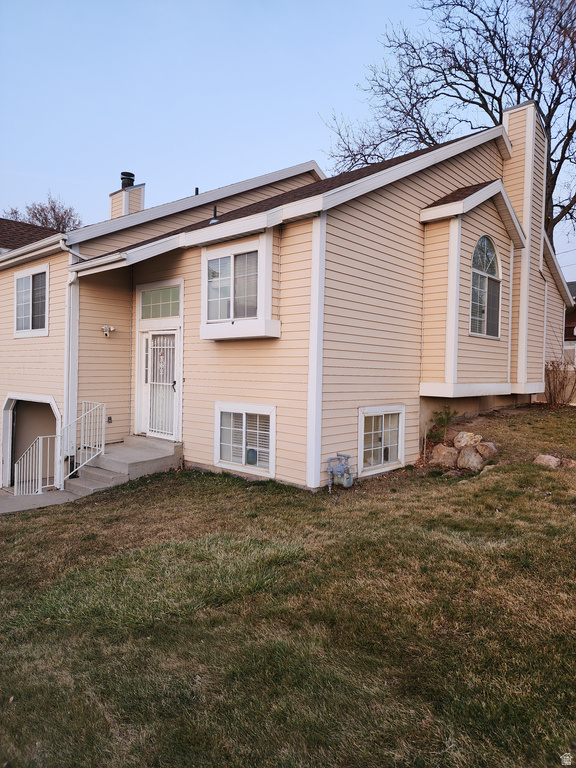 3279 S PLUM TREE LN Bountiful, UT 84010