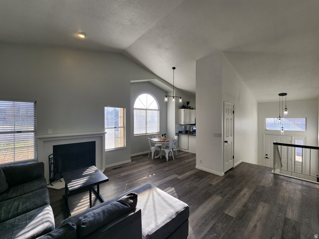 3279 S PLUM TREE LN Bountiful, UT 84010