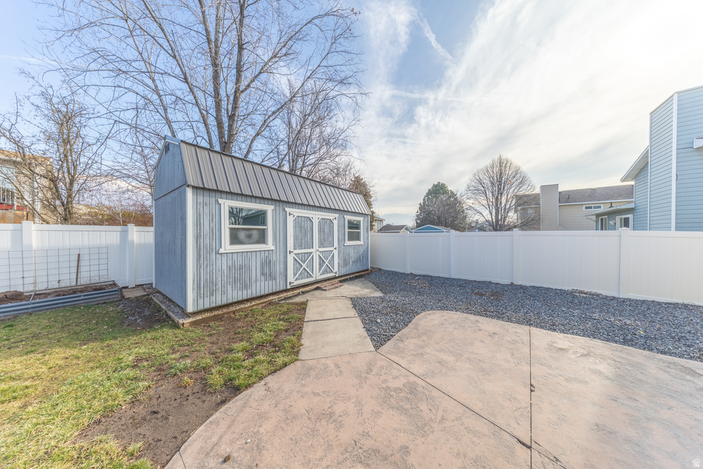 593 S 900 E Layton, UT 84041