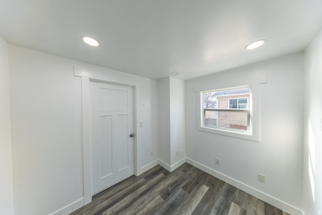 593 S 900 E Layton, UT 84041