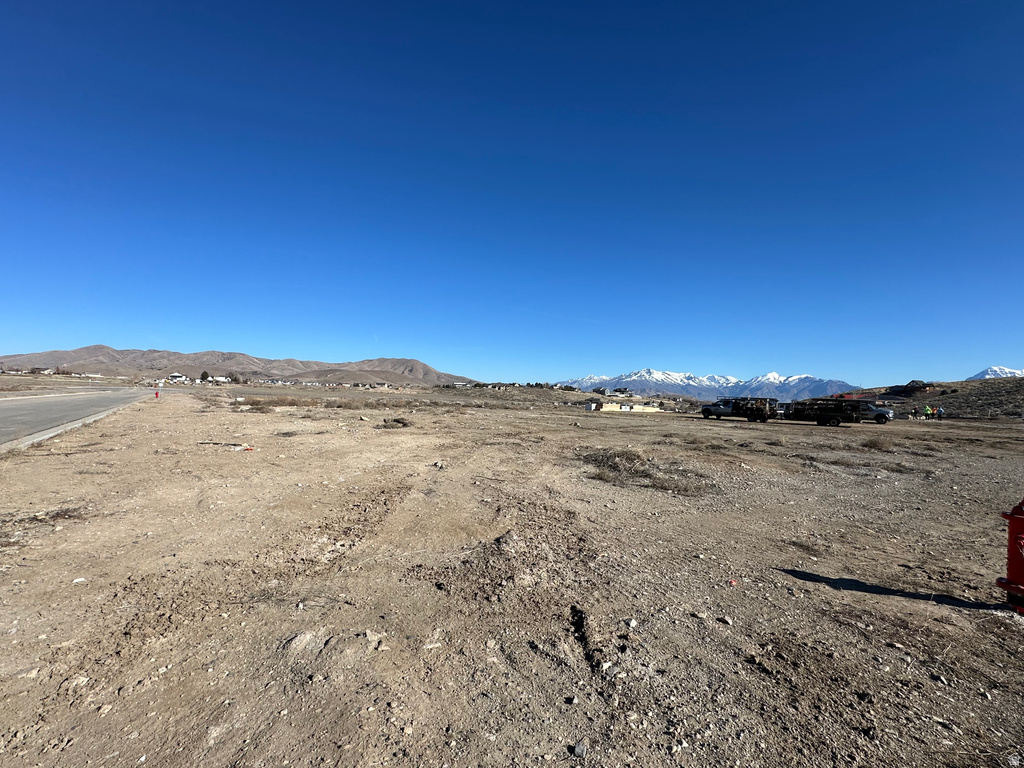 8136 N BRISTLE CONE CIR Eagle Mountain, UT 84005