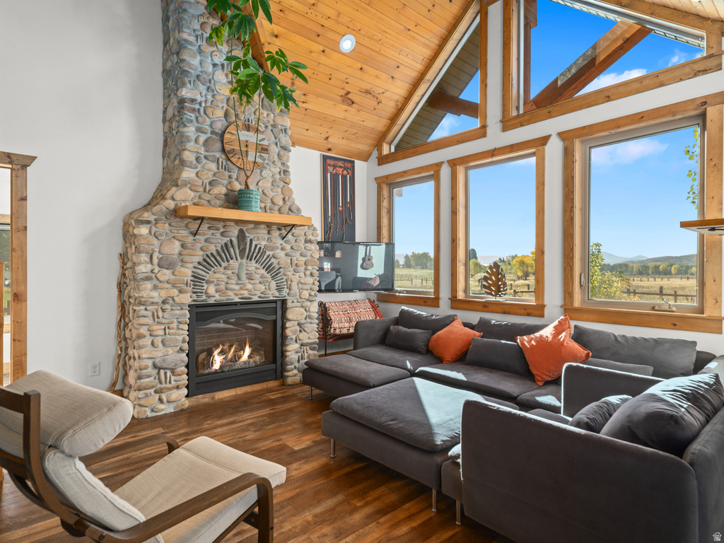 4068 N 3300 E Liberty, UT 84310