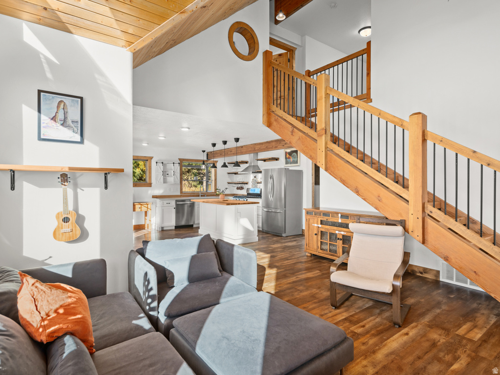 4068 N 3300 E Liberty, UT 84310