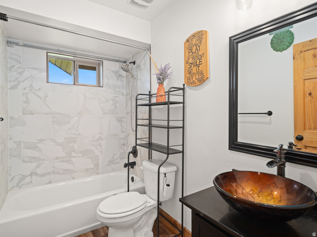 4068 N 3300 E Liberty, UT 84310