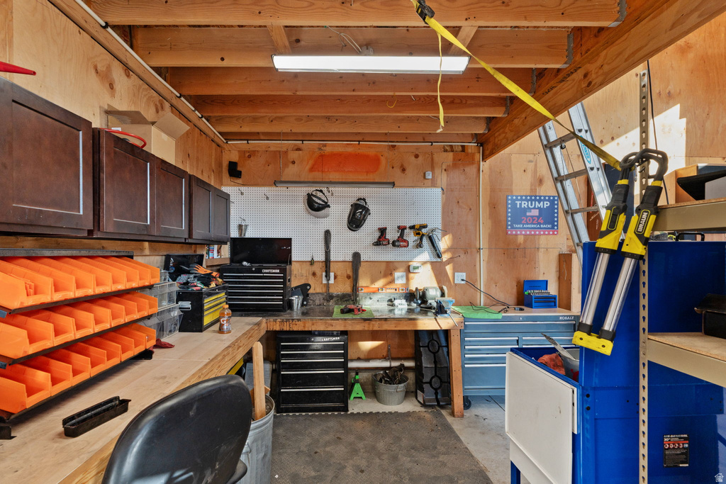 116 E 1150 N Harrisville, UT 84404