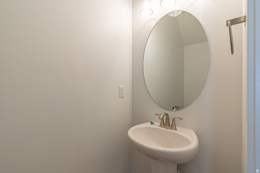 1300 W 2690 S #6 Nibley, UT 84321