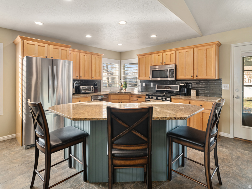 1466 W 2425 S Syracuse, UT 84075