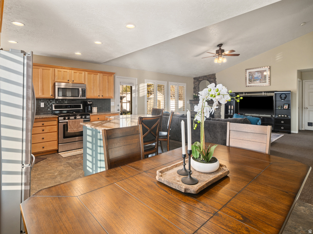 1466 W 2425 S Syracuse, UT 84075