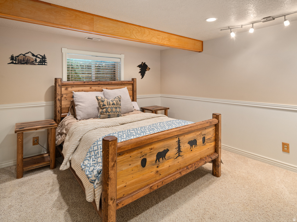 1466 W 2425 S Syracuse, UT 84075