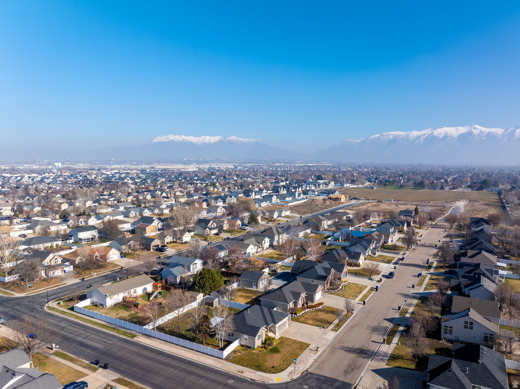 1466 W 2425 S Syracuse, UT 84075