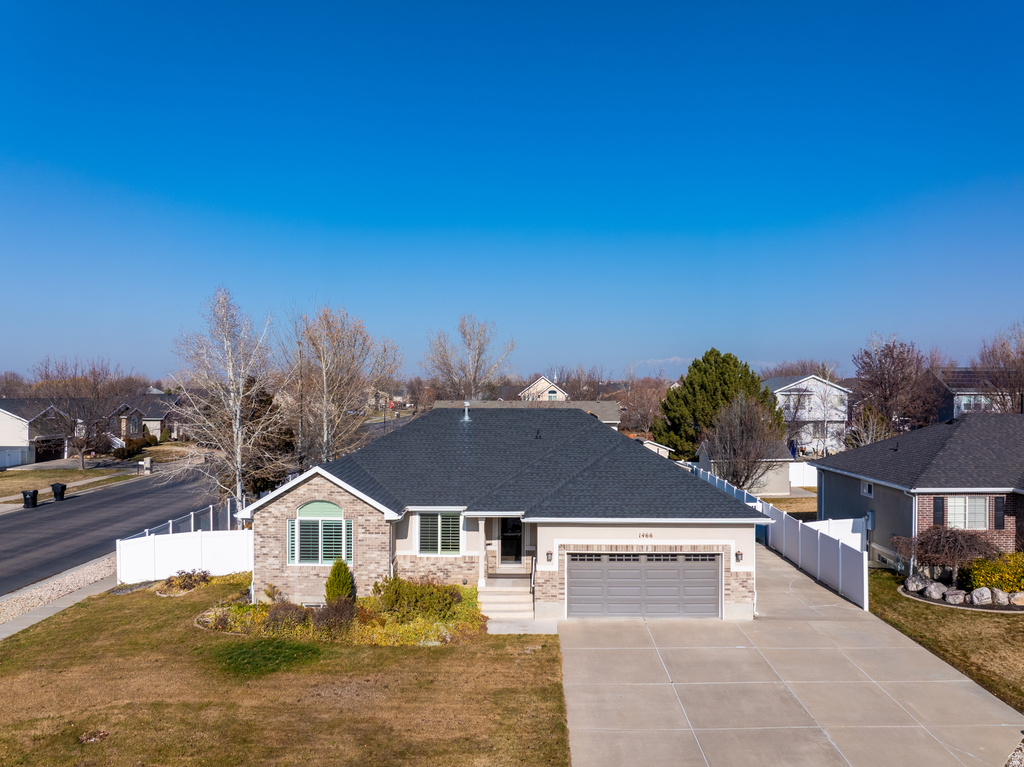 1466 W 2425 S Syracuse, UT 84075