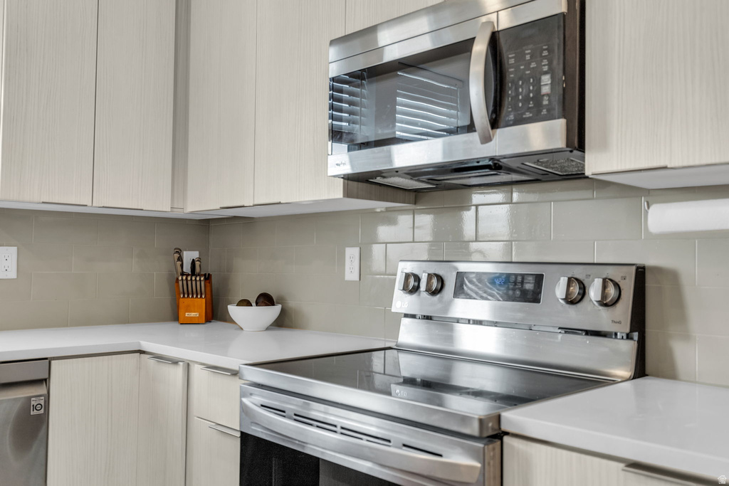 11349 S WILLOW WALK DR South Jordan, UT 84009