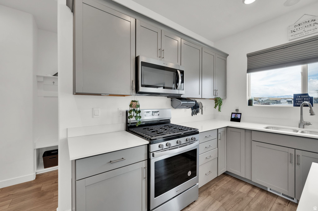 2080 E COLETTE ST Lake Point, UT 84074