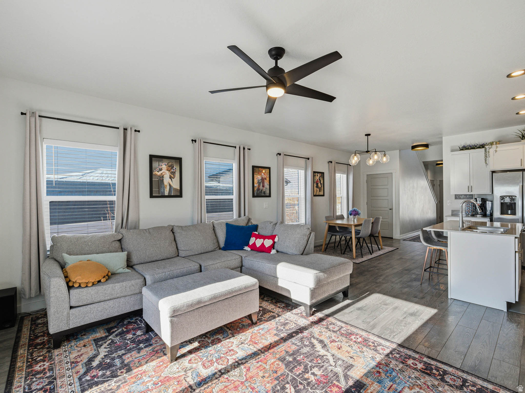 1258 E SHEPS RIDGE RD Eagle Mountain, UT 84005