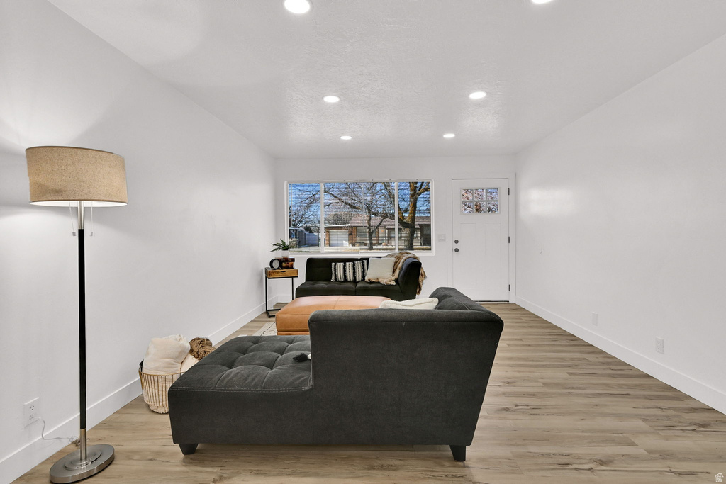 584 ECCLES AVE Ogden, UT 84404