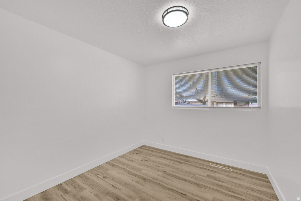 584 ECCLES AVE Ogden, UT 84404