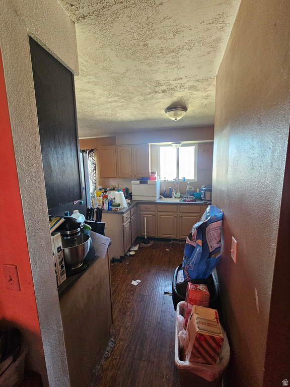 3890 W BURGESS RD Taylorsville, UT 84129