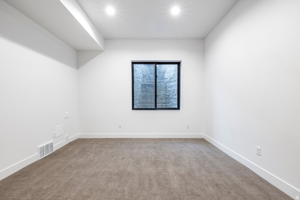 664 N EAST CAPITOL ST Salt Lake City, UT 84103