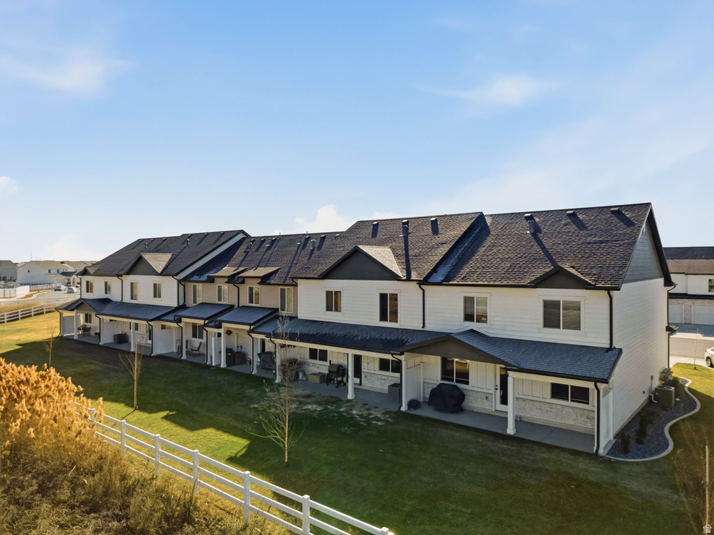 1664 W 2975 S #B Syracuse, UT 84075