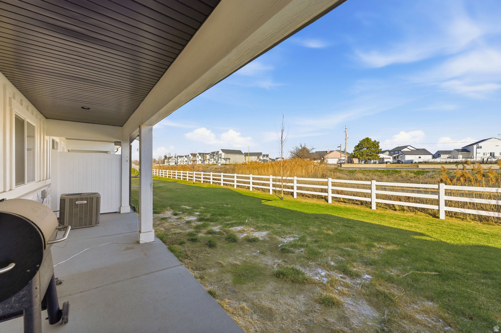 1664 W 2975 S #B Syracuse, UT 84075