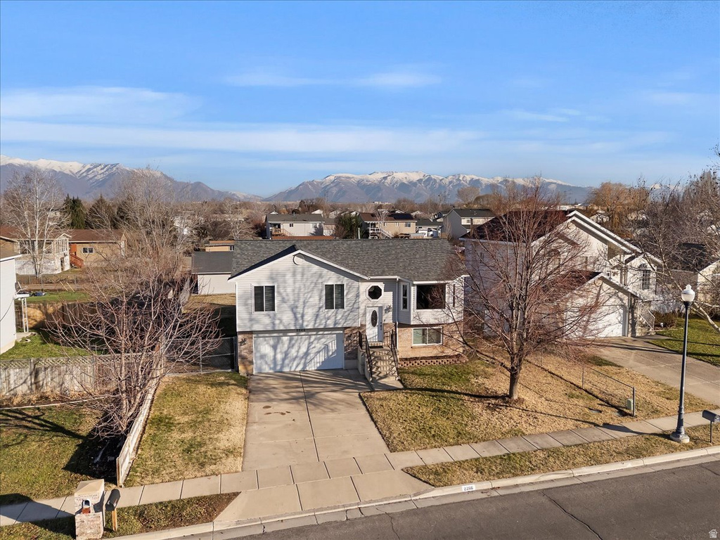 2266 N 2290 W Clinton, UT 84015