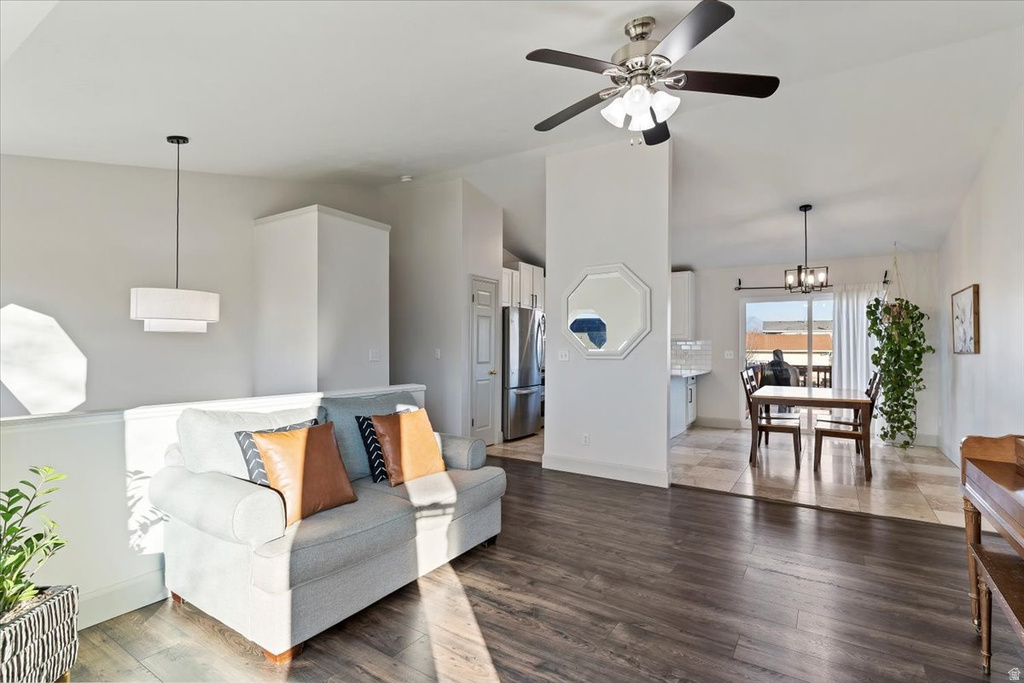 2266 N 2290 W Clinton, UT 84015