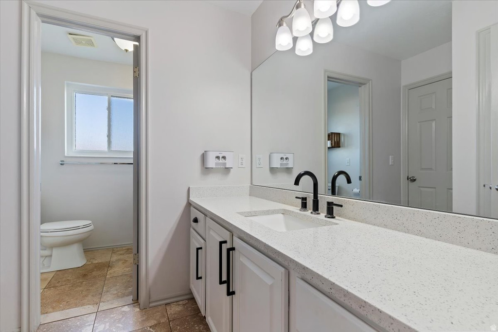 2266 N 2290 W Clinton, UT 84015