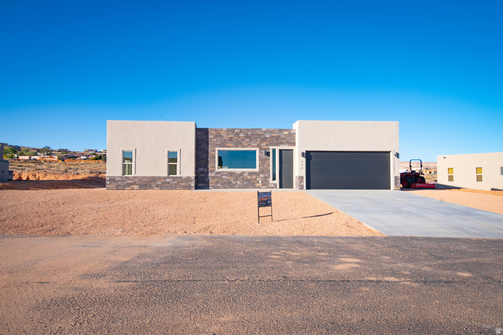 112 SHOPPMAN #60 Page, AZ 86040