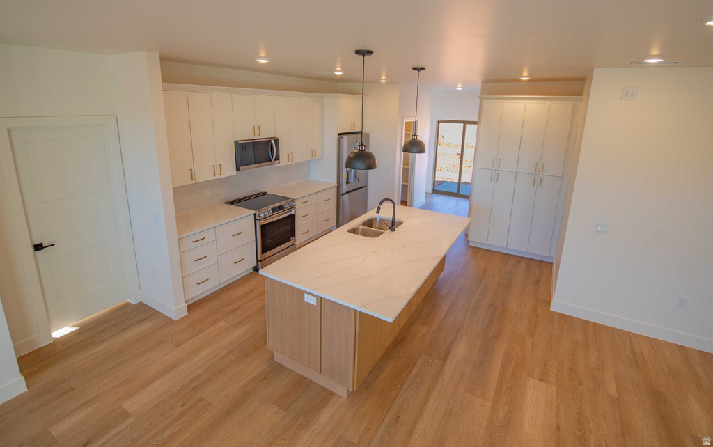 112 SHOPPMAN #60 Page, AZ 86040