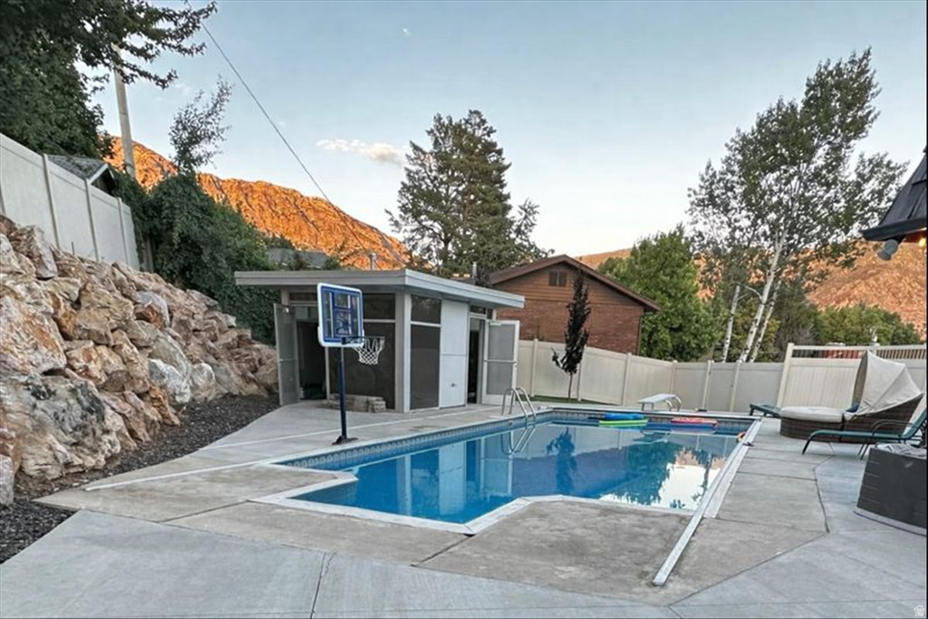 266 E 3250 N North Ogden, UT 84414