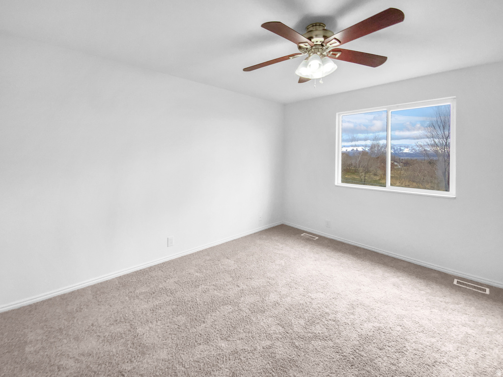 211 N 630 E Tooele, UT 84074