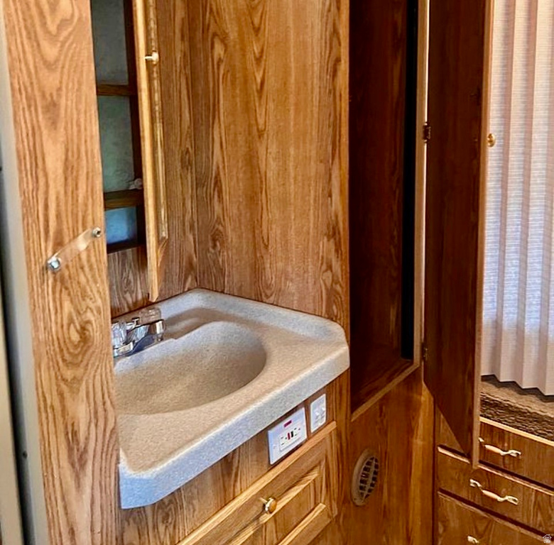 33 ROSIE LN Monticello, UT 84535