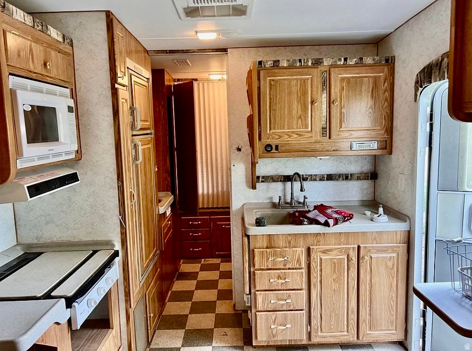 33 ROSIE LN Monticello, UT 84535