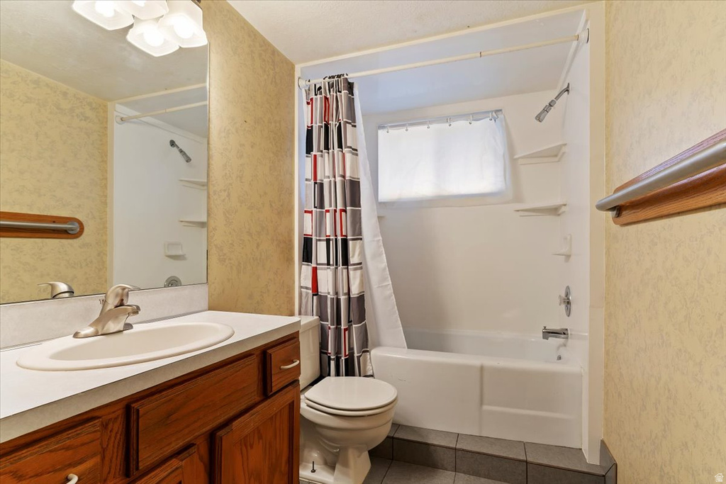 704 N 3500 W West Point, UT 84015