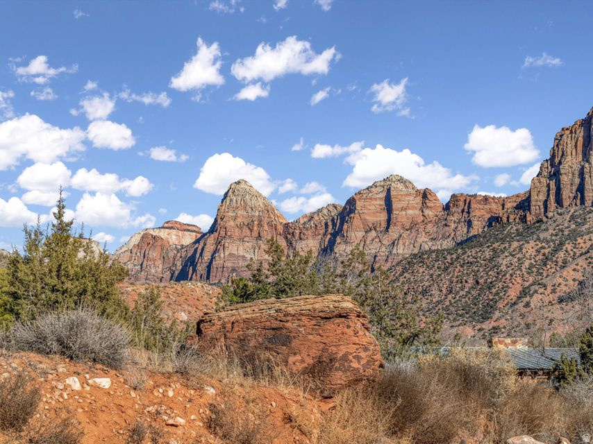  Springdale, UT 84767