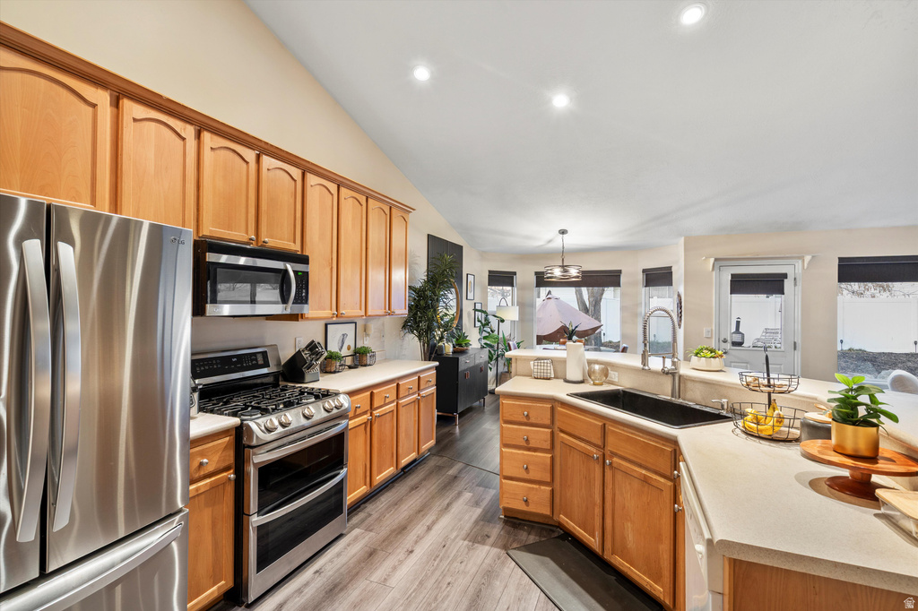 227 E 1500 N Layton, UT 84041