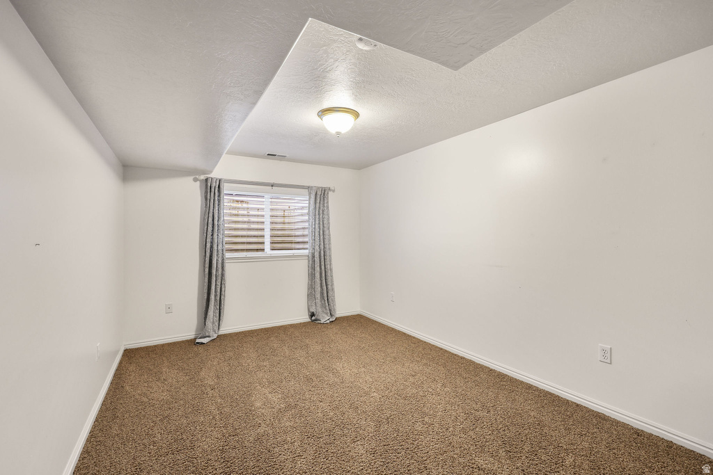 1852 E SHAY LN South Weber, UT 84405