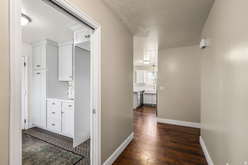 1852 E SHAY LN South Weber, UT 84405