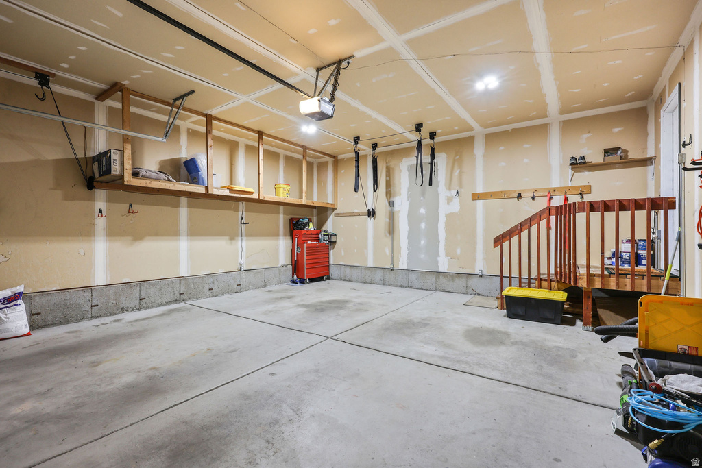 1852 E SHAY LN South Weber, UT 84405