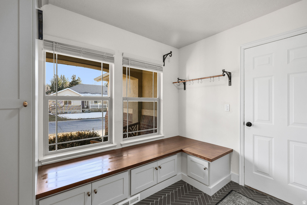 1852 E SHAY LN South Weber, UT 84405