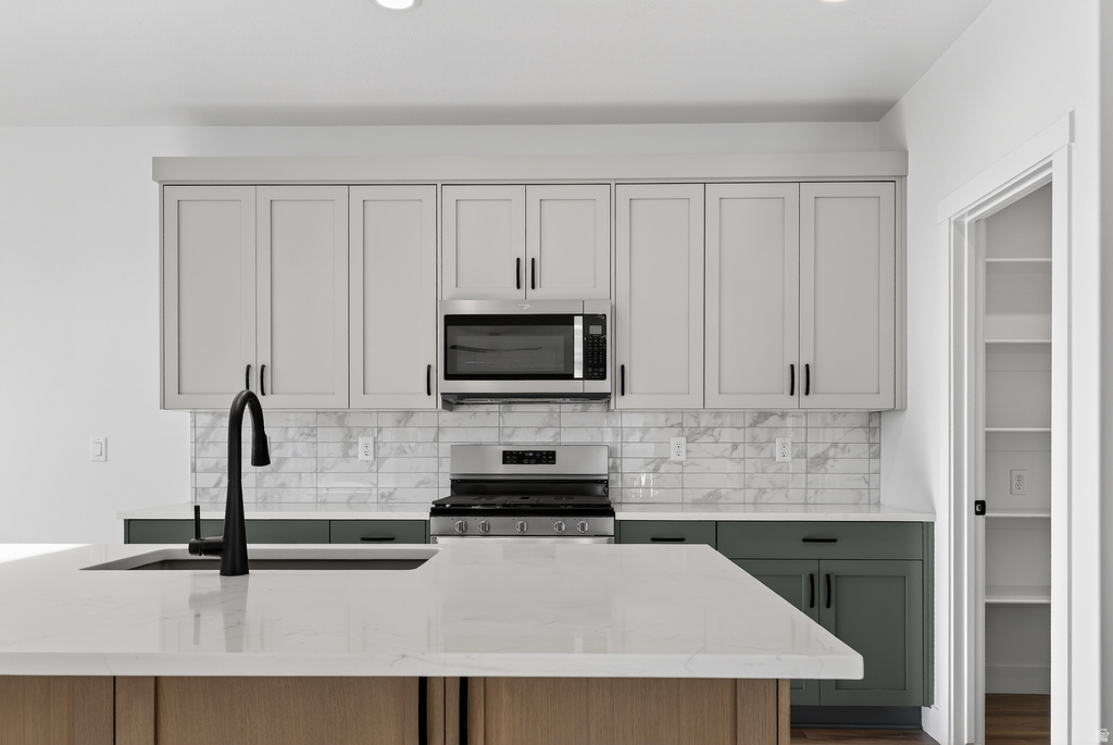 2831 W 2720 N #73 Plain City, UT 84404