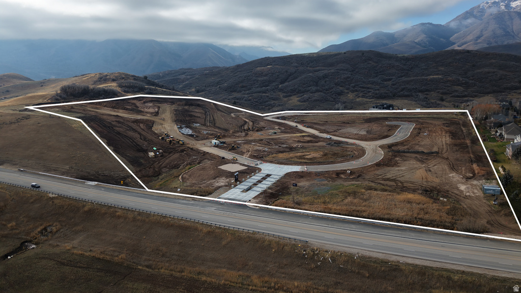 6795 N 5200 W Mountain Green, UT 84050